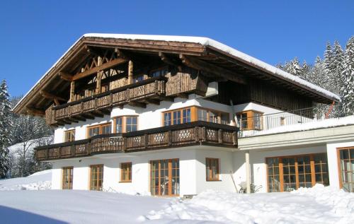 Zdjęcie z galerii obiektu Landhaus Alpensonne w mieście Schattwald