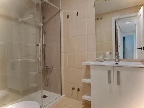 Modern Penthouse with Large Terrace 50m from Los Locos Beach