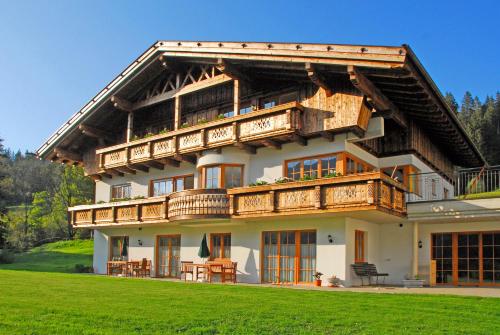 Zdjęcie z galerii obiektu Landhaus Alpensonne w mieście Schattwald