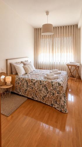 Gaia House - Apartamento com Metro à Porta e Centro Histórico Perto