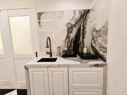 B1 东京新宿高田马场温馨三室民宿 Shinjuku Takadanobaba Cozy 3BR Apartment 步行可达车站 山手线直达涩谷新宿池袋 适合家庭朋友情侣旅行长期入住 Quiet Family St ay in Tokyo