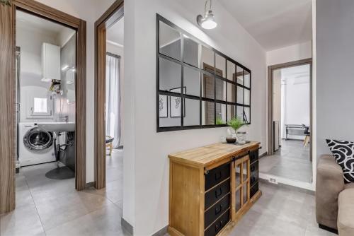 Spacious 4BR Family Apartment Near Termini
