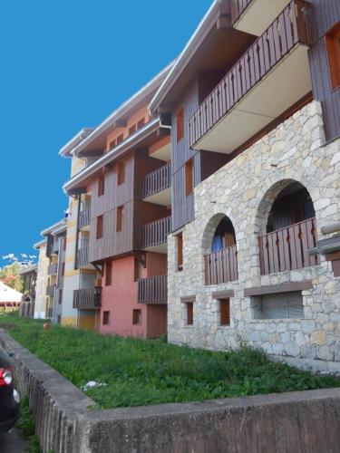 Résidence La Traverse - Appartement duplex situé en centre station MAE-9024