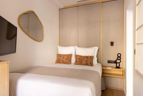 Elegant A C Apartment 1BR - 4P - Nation