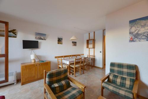 Résidence La Maison Tresallet - Appartement au coeur de la station de Montchavin MAE-4814