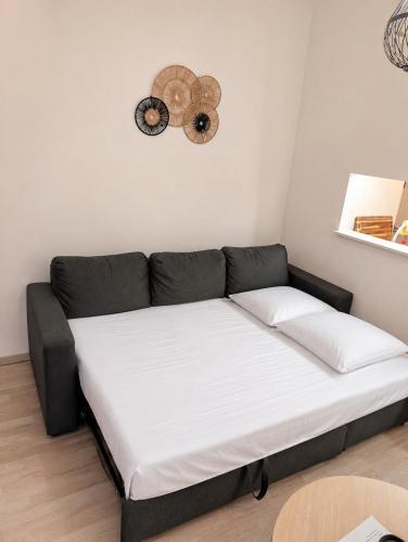 Easy Guest House - Patras City Center