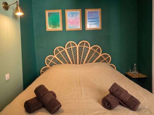 Parisian cozy space 2 steps from Canal Saint-Martin app 19