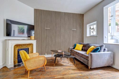 Studio with terrasse AC - Champs-Elysees
