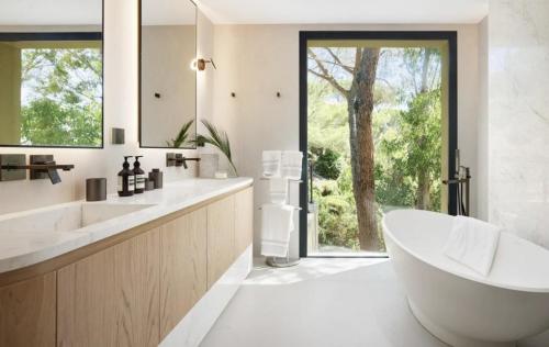 Aarons Villa Cannes Residence