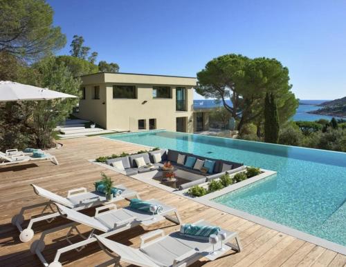Aarons Villa Cannes Residence