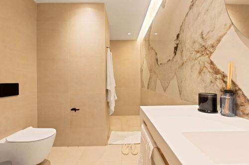 SariStays Valencia Terraza Deluxe L