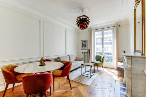 Vienna Charm