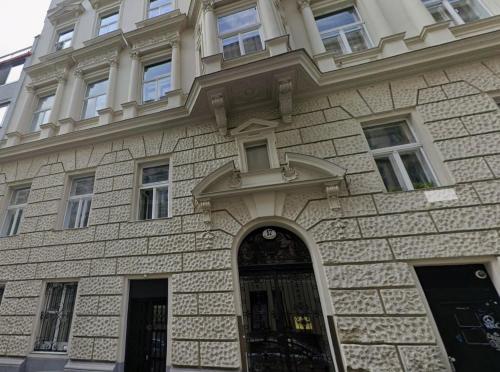 Vienna Charm