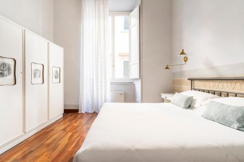 Contemporary Elegance in a Renaissance Palazzo