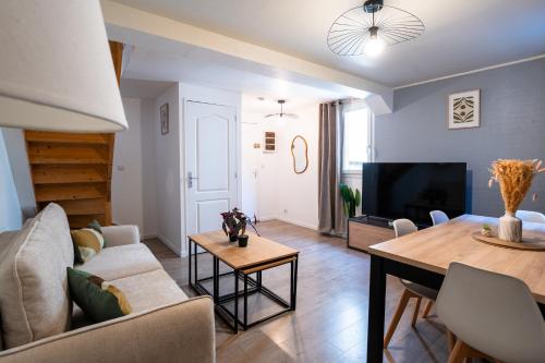 Le Félicie Charming Duplex in Heart of Rouen