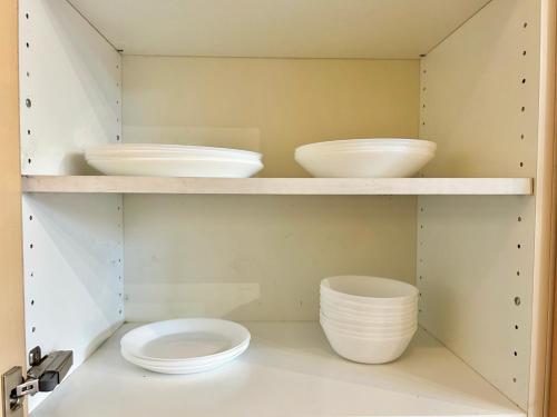 Central Stylish Apartment with Free Parking