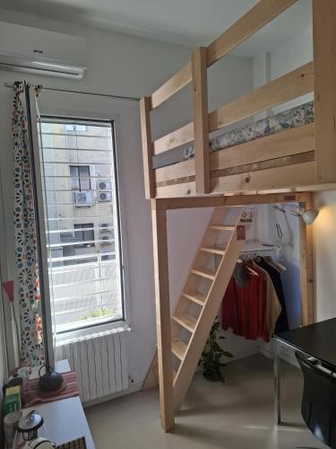 Artsy Loft Room - Metro M4 Linate airport to Duomo