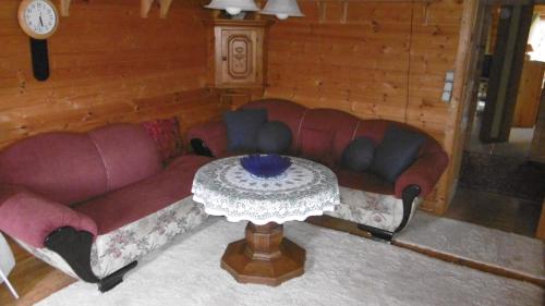 Ein Sitzbereich in der Unterkunft Spargelhof