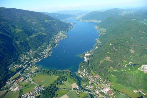 Φωτογραφία από το άλμπουμ του Landhaus Hofer Ossiacher See σε Annenheim