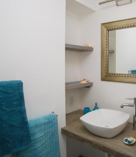 Koupelna v ubytování Bellevue Suites