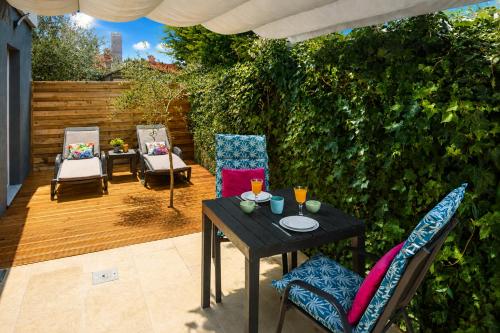 Studio Villa Valla-Adults Only-Pool & free Bikes
