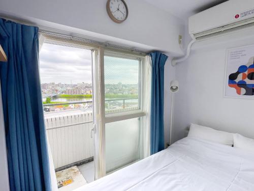 SC Hotel Kameari #1108 - Newly Renovated High Floor City View Near Station Mall Disney Access