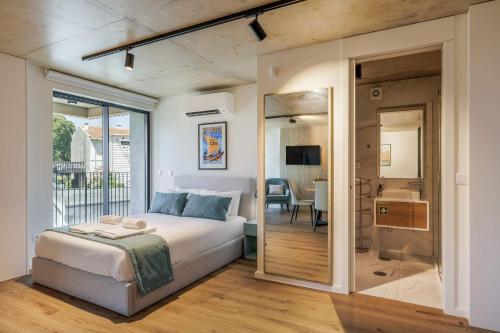 Marina da Afurada Apartments - William Shakespeare