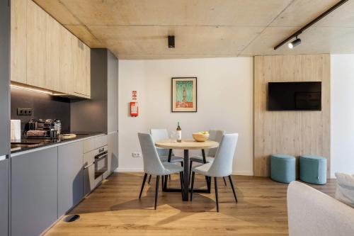 Marina da Afurada Apartments - Miguel Cervantes