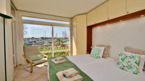 Marina Plaza Front Row apartment by Cleverdetails in Vilamoura