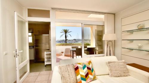 Marina Plaza Front Row apartment by Cleverdetails in Vilamoura