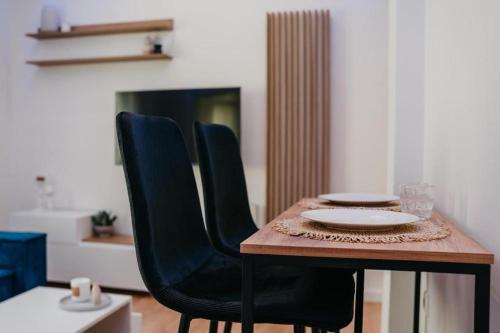 Athenian Flat