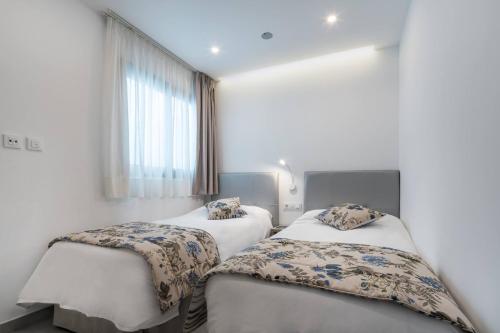 VV LOYANT CANTERAS "by henrypole home"