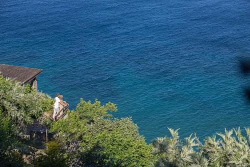 Candia Lux - Iconic Villa with Secluded Beach by etouri