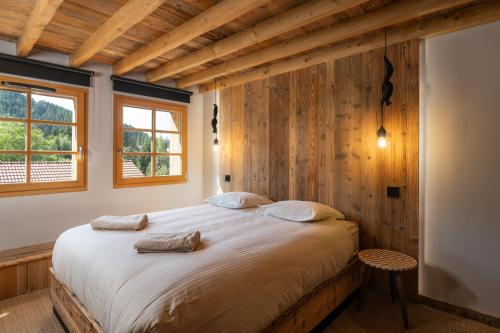 Stone Lake Luxury Lodge