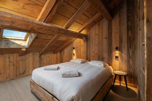Stone Lake Luxury Lodge