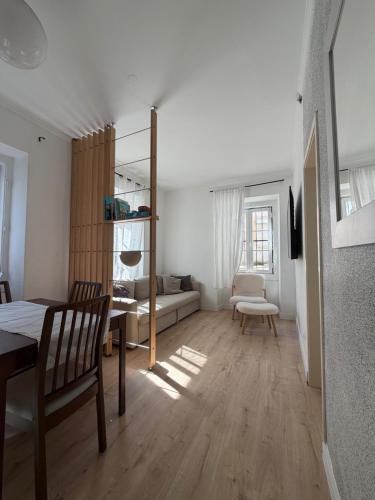 Then Afonso Residence