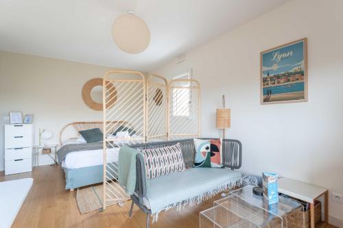 LE NID DES CEDRES - Magnifique Studio terrasse Montplaisir