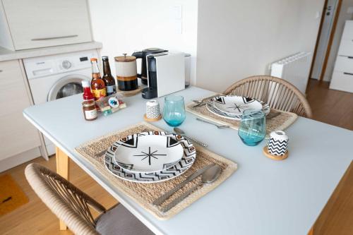 LE NID DES CEDRES - Magnifique Studio terrasse Montplaisir
