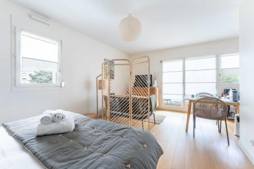 LE NID DES CEDRES - Magnifique Studio terrasse Montplaisir