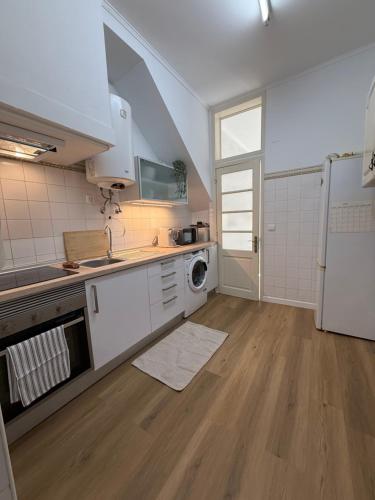 Then Afonso Residence