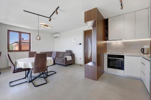 New Apartments - Maslina i More