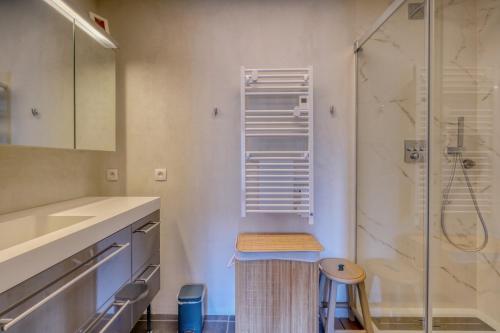 Superbe Appartement • Clim & Parking à Bordeaux