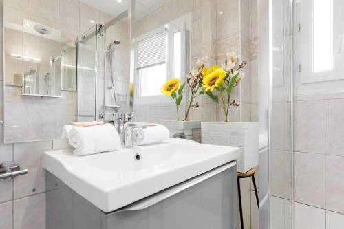 Upstays Cosy 1 Bedroom with terrace and AC
