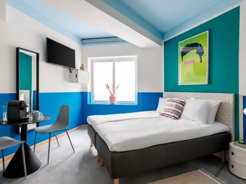 Password to Madrid Chueca