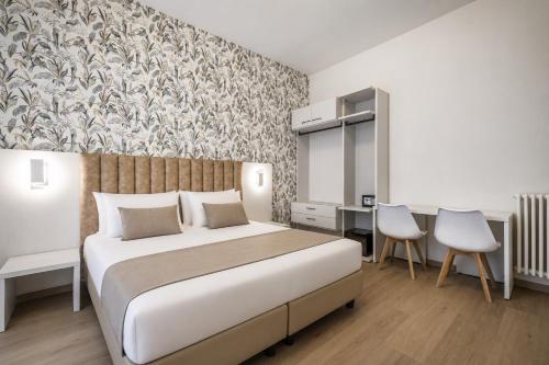Seven Suites Florence near station