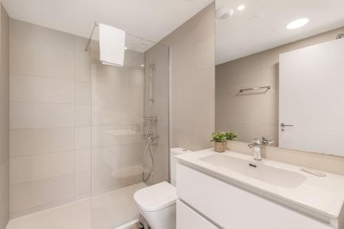 Unic Apartment II - by Welcomely