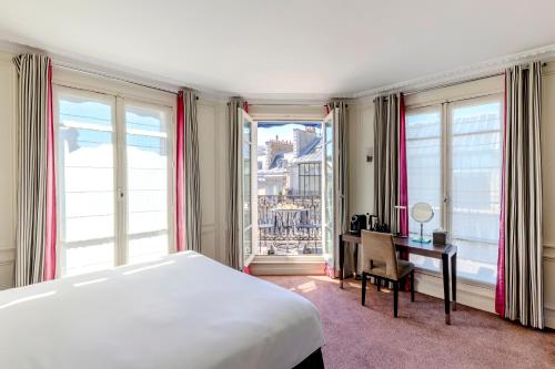 La Tremoille Paris
