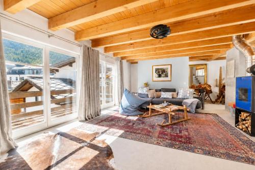 Chalet Sibylle with Sauna and Gym