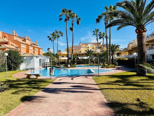 Bonito apartamento en la Playa Les Marines