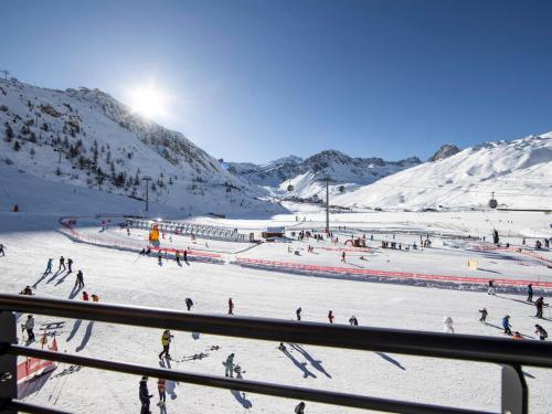 Appartement de luxe à Tignes avec jacuzzi et parking, pour 12 pers.